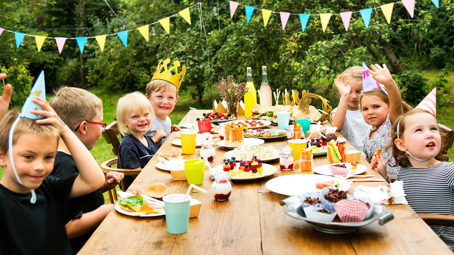 Outdoor Kids' Birthday Party Ideas for Summer Babies